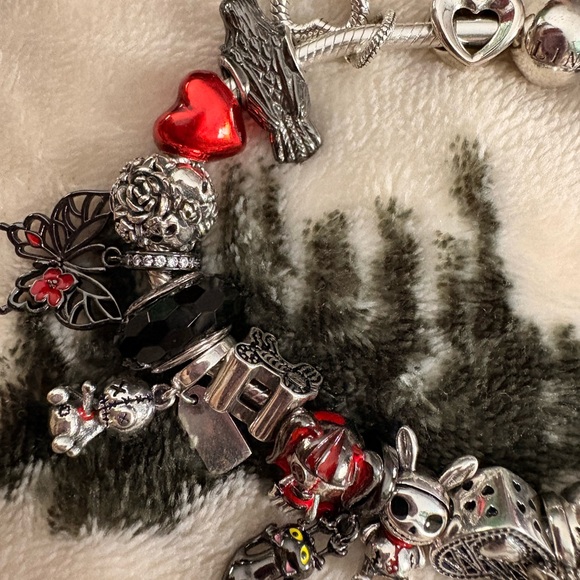 Silver and Red Charm Linx Bracelet - Picture 3 of 9